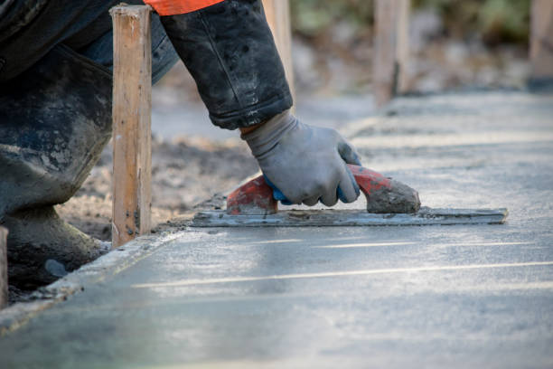 Best Concrete Sidewalk Installation in East Peoria, IL